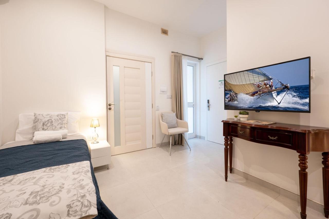 Vela Blu Boutique Suites Gzira Buitenkant foto